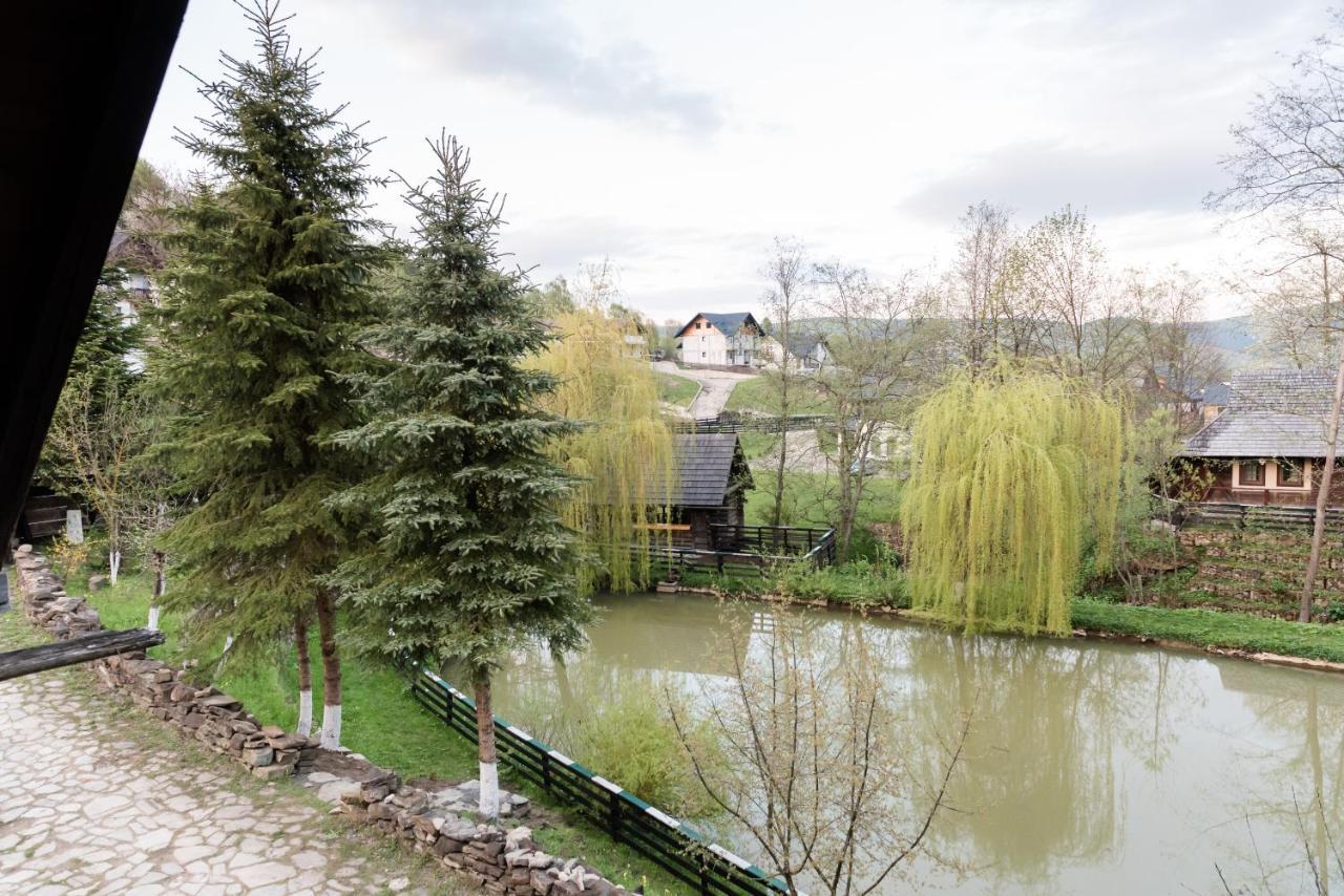 Pensiunea Casa Bunicilor Mînăstirea Humorului Kültér fotó