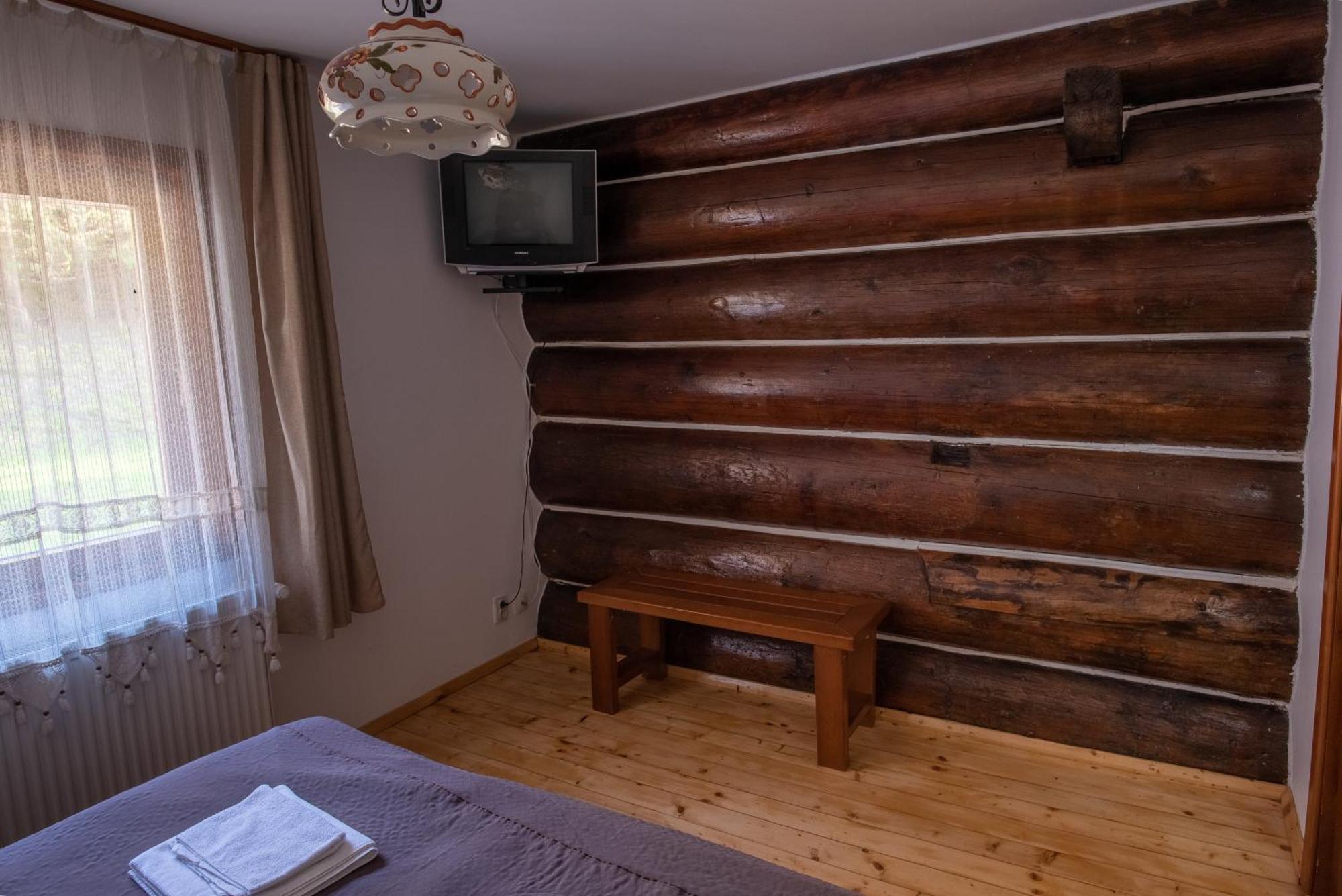 Pensiunea Casa Bunicilor Mînăstirea Humorului Szoba fotó
